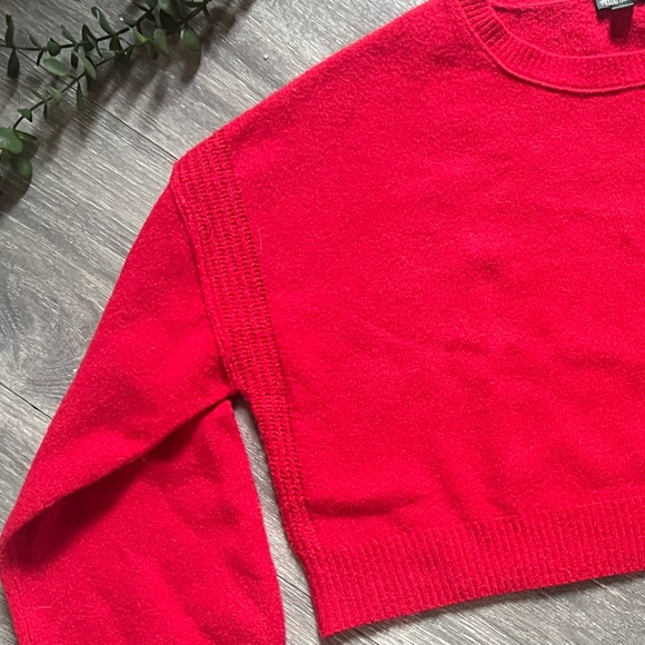 Wild Fable Bishop Sleeve Red Crew Neck Cropped Sweater w Ribbed Detailing S NWOT - Picture 6 of 6